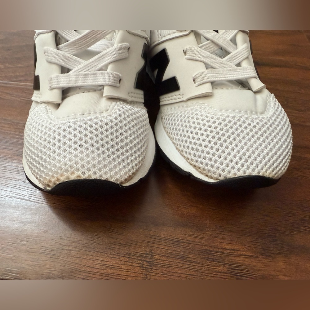 New Balance Kids 247 ' White and Black Sneakers-Size 7 - Picture 13 of 13